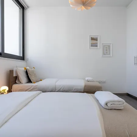 Taupe's 2-bedroom In Appartamento *