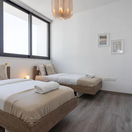 Taupe's 2-bedroom In شقة *